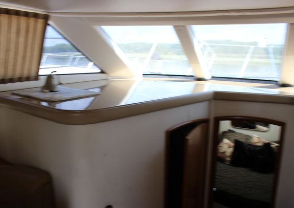 Carver 346 Motor Yacht image