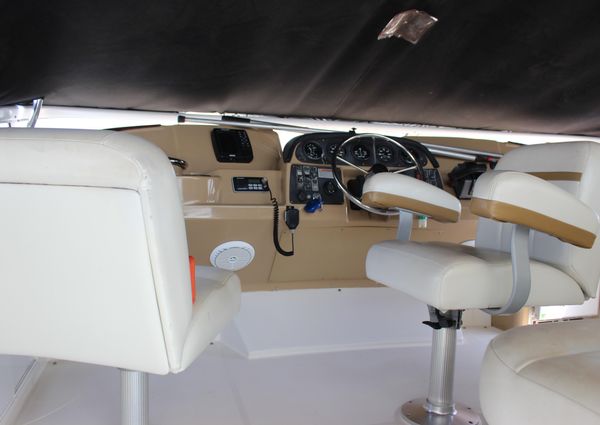 Carver 346 Motor Yacht image