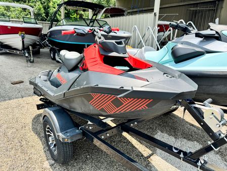 Sea-doo WAKE-170-SPARK-TRIXX-2-UP image