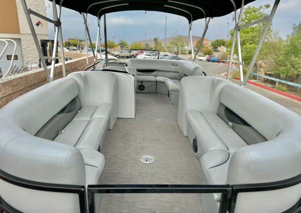 Bentley-pontoons 240-CRUISE image