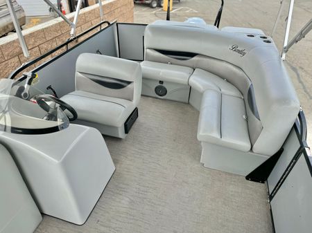 Bentley-pontoons 240-CRUISE image