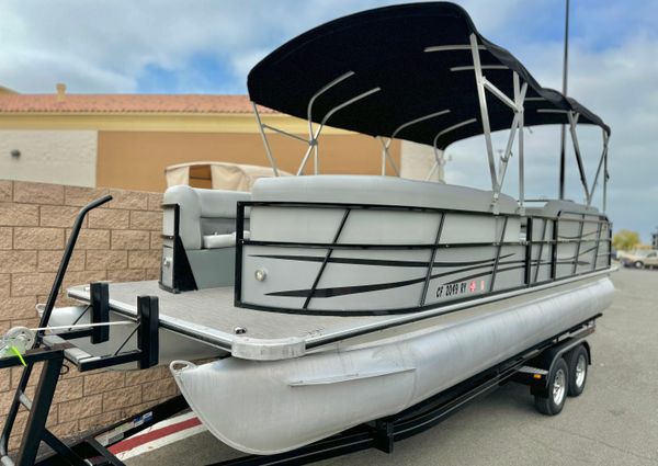 Bentley-pontoons 240-CRUISE image