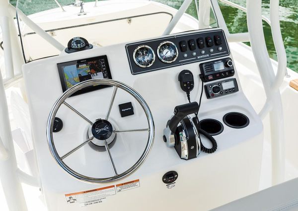 Boston-whaler 190-MONTAUK image