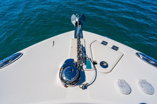 Robalo R242 Center Console image