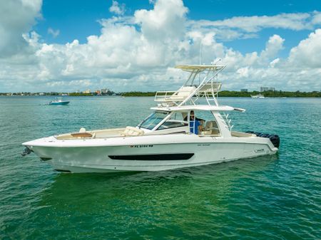 Boston Whaler 420 Outrage image