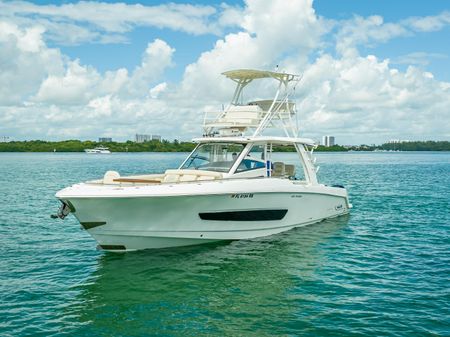 Boston Whaler 420 Outrage image