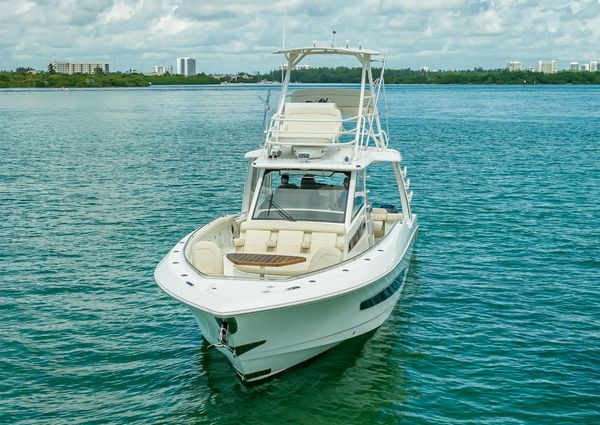 Boston Whaler 420 Outrage image