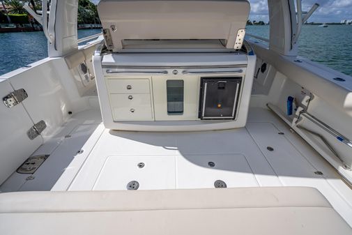 Boston Whaler 420 Outrage image