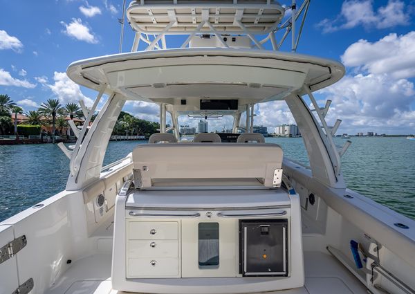 Boston Whaler 420 Outrage image