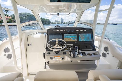 Boston Whaler 420 Outrage image