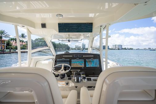 Boston Whaler 420 Outrage image