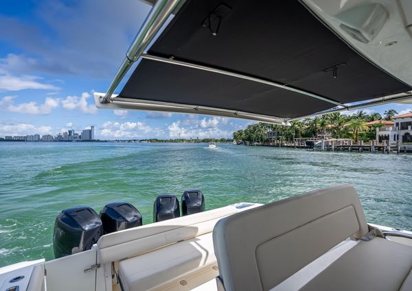 Boston Whaler 420 Outrage image