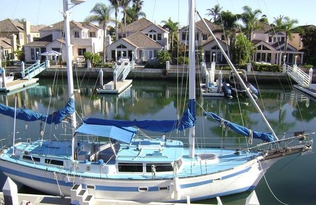 Islander Freeport - main image