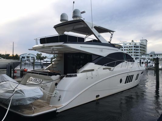 Sea Ray L650 Fly - main image