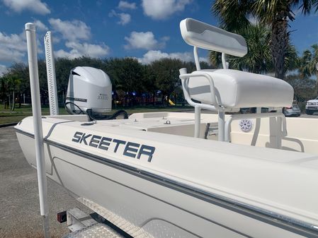 Skeeter SX240 image