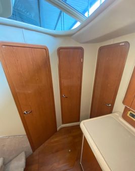 Sea Ray 420 Aft Cabin image