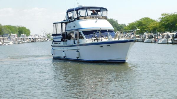 Jefferson 42 SE Sundeck Motor Yacht 