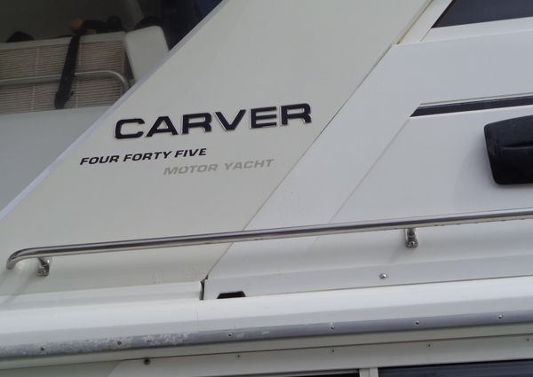 Carver 445 Aft Cabin Motor Yacht image