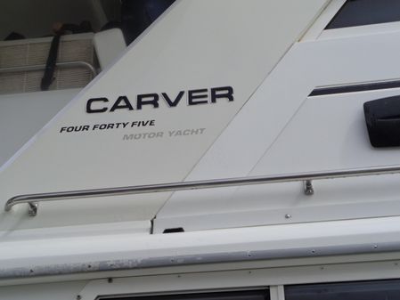 Carver 445 Aft Cabin Motor Yacht image