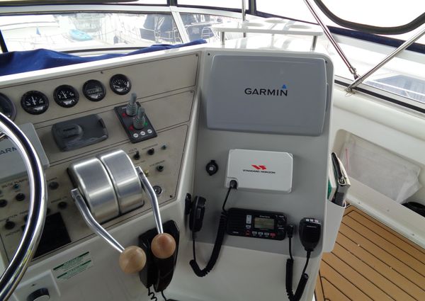 Carver 445 Aft Cabin Motor Yacht image