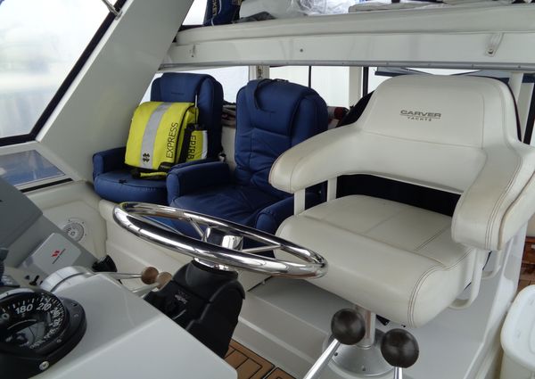 Carver 445 Aft Cabin Motor Yacht image