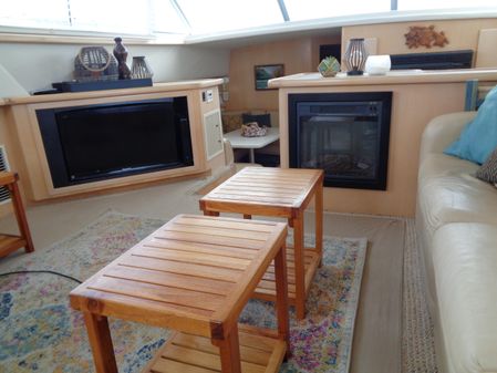 Carver 445 Aft Cabin Motor Yacht image