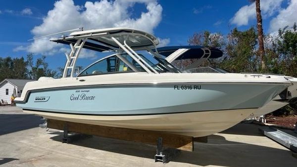 Boston Whaler 230 Vantage