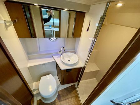 Cruisers Yachts 41 Cantius image