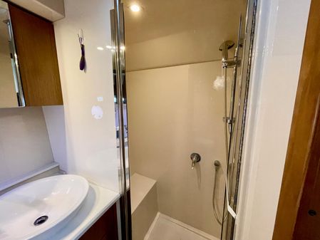 Cruisers Yachts 41 Cantius image