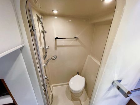 Cruisers Yachts 41 Cantius image