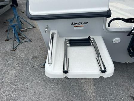 KenCraft 21 Challenger image