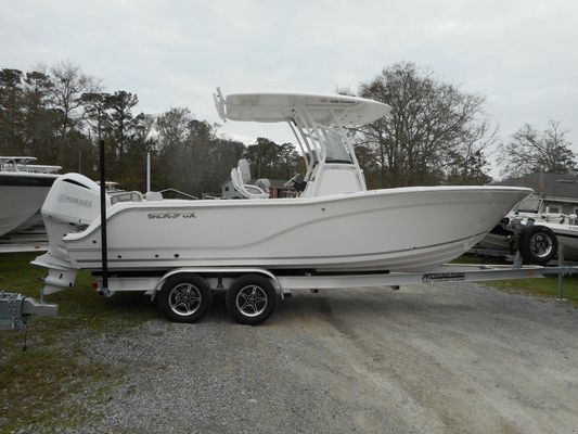 Sea Fox 248 Commander - main image