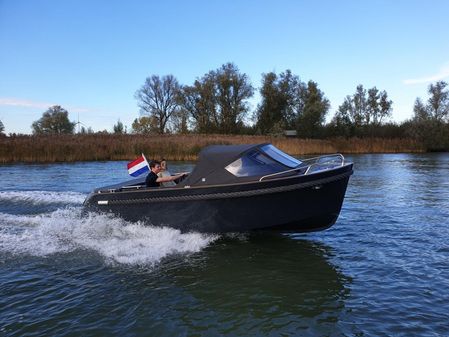 Maxima 620-RETRO-DAY-CRUISER-BOAT image