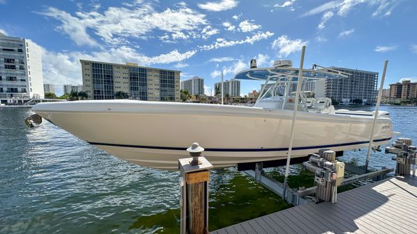 Intrepid 375 Center Console