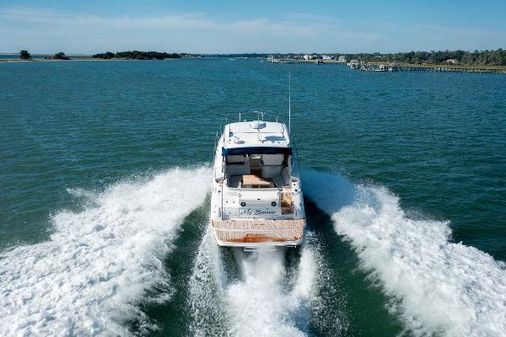 Sea-ray SUNDANCER-350-COUPE image