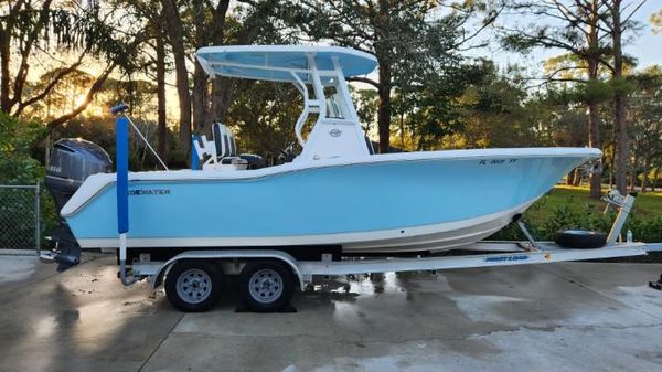 Tidewater 232 CC Adventure