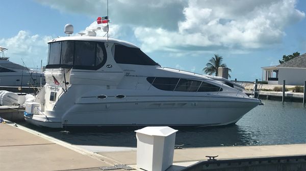 Sea Ray 390 Motor Yacht