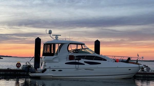 Cruisers Yachts 455 Express Motoryacht