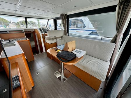 Beneteau Swift Trawler 30 image