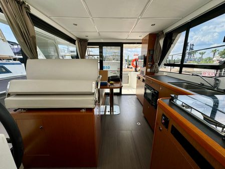 Beneteau SWIFT-TRAWLER-30 image