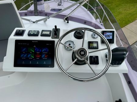 Beneteau Swift Trawler 30 image