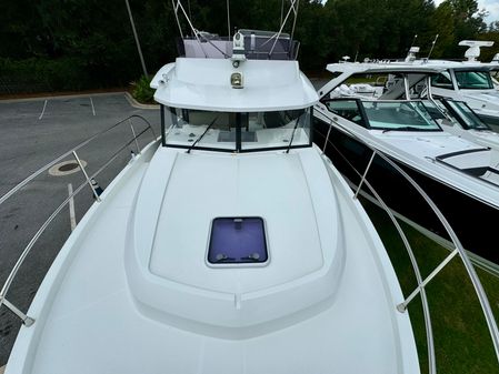 Beneteau Swift Trawler 30 image