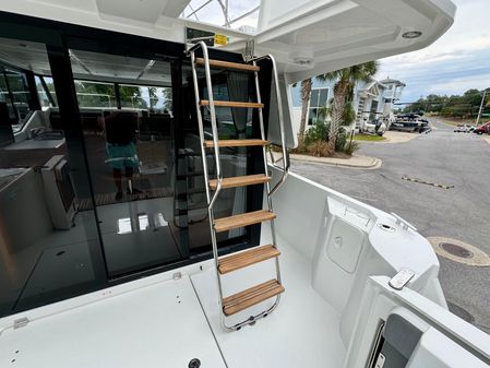 Beneteau SWIFT-TRAWLER-30 image