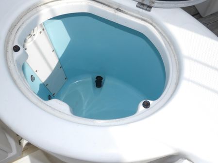 Robalo R300 Center Console image