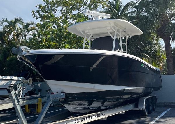 Robalo R300-NEW-ENGINES image