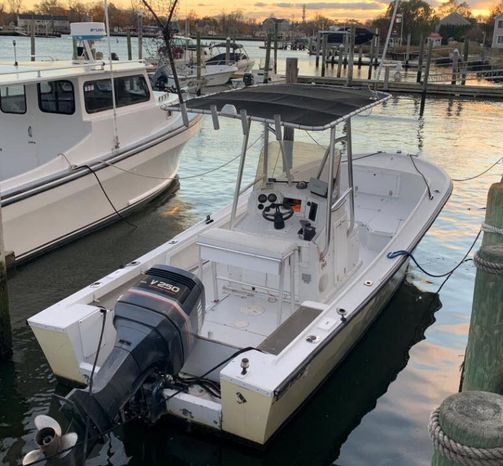 1979 Mako 23 Center Console Oceanport, New Jersey - Red Line Marine 