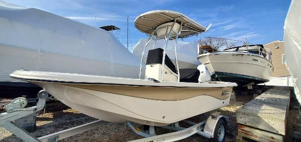 Carolina Skiff 17 LS 