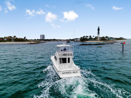 Tiara Yachts 3900 Convertible image