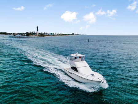 Tiara Yachts 3900 Convertible image