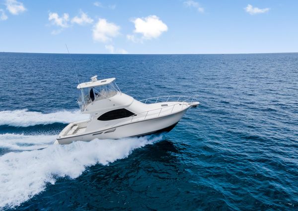 Tiara Yachts 3900 Convertible image